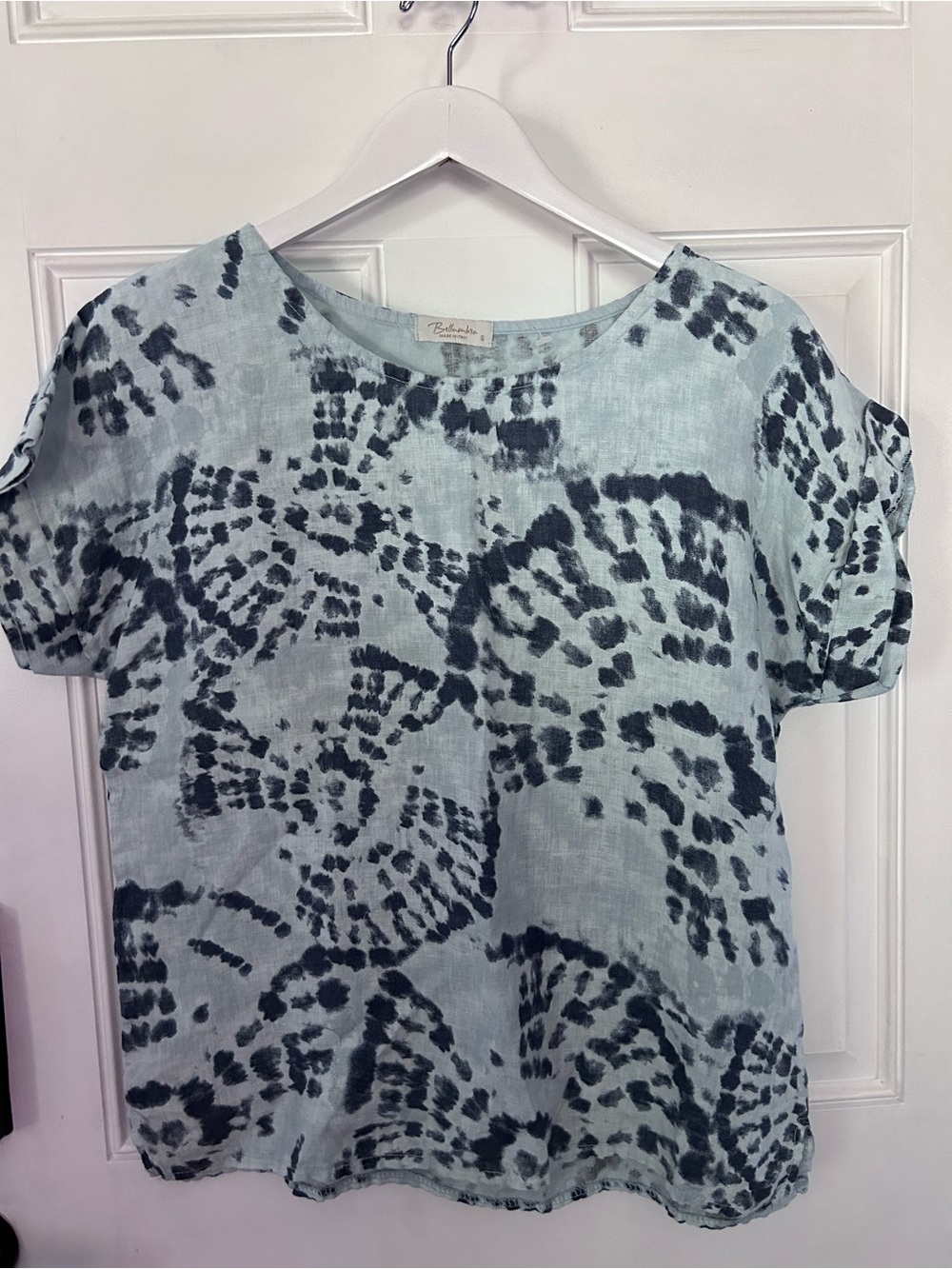 Tie-Dye Short Sleeve Tee in Light Blue